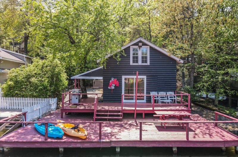 Mesmerising Villa/Castle for Rent with Indoor Pool in Poconos, PA (252