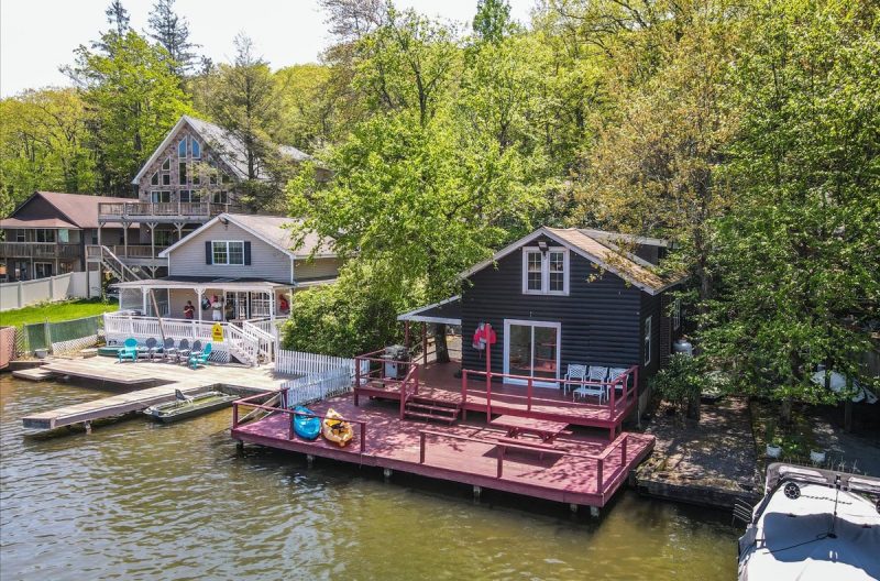 Mesmerising Villa/Castle for Rent with Indoor Pool in Poconos, PA (252