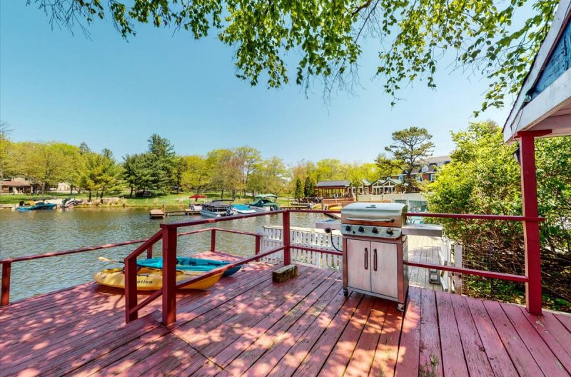 Mesmerising Villa/Castle for Rent with Indoor Pool in Poconos, PA (252