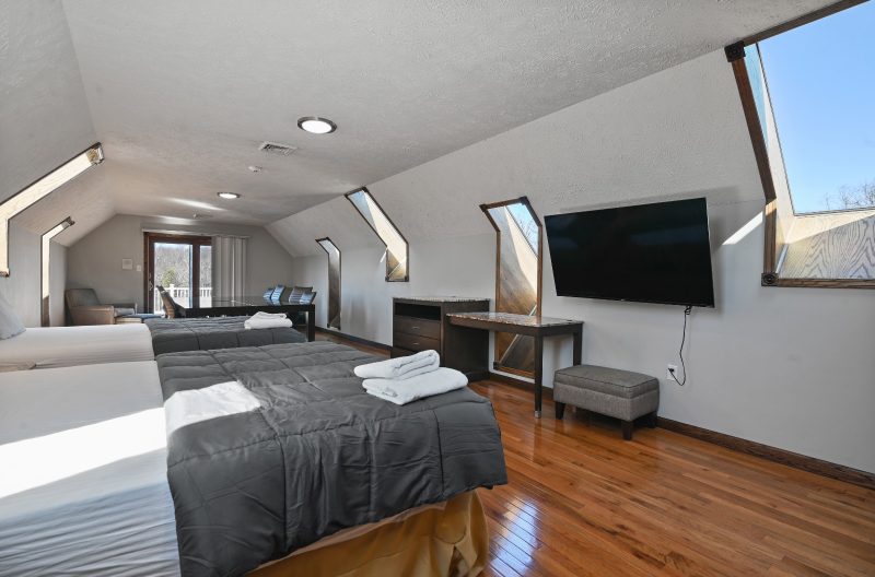 Bachelor Party House Rentals & Cabins in Poconos HolidayKeepers