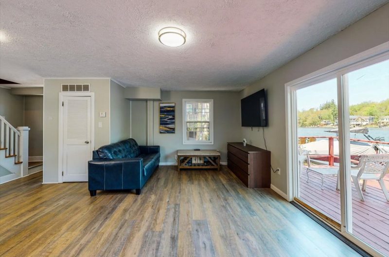 Mesmerising Villa/Castle for Rent with Indoor Pool in Poconos, PA (252