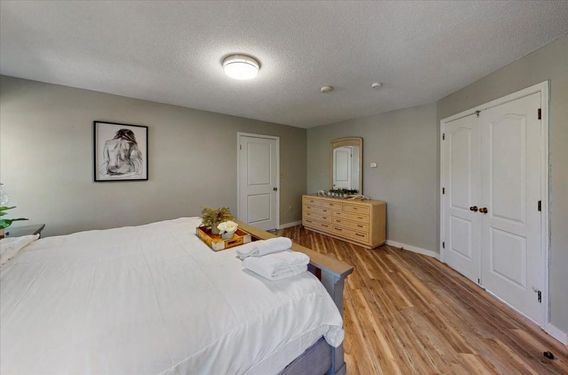 Mesmerising Villa/Castle for Rent with Indoor Pool in Poconos, PA (252