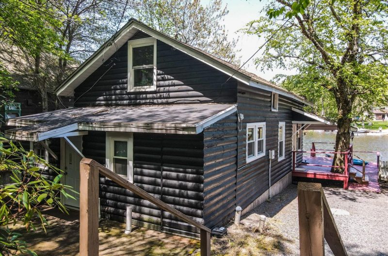 Mesmerising Villa/Castle for Rent with Indoor Pool in Poconos, PA (252) HolidayKeepers