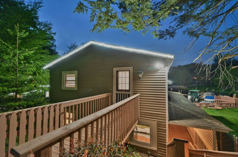 174 Acre Mansion Rental in Poconos (1700) HolidayKeepers