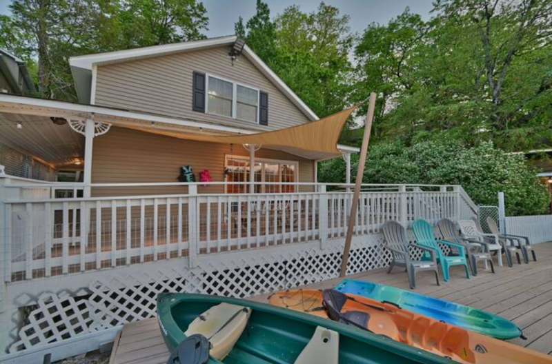174 Acre Mansion Rental in Poconos (1700) HolidayKeepers