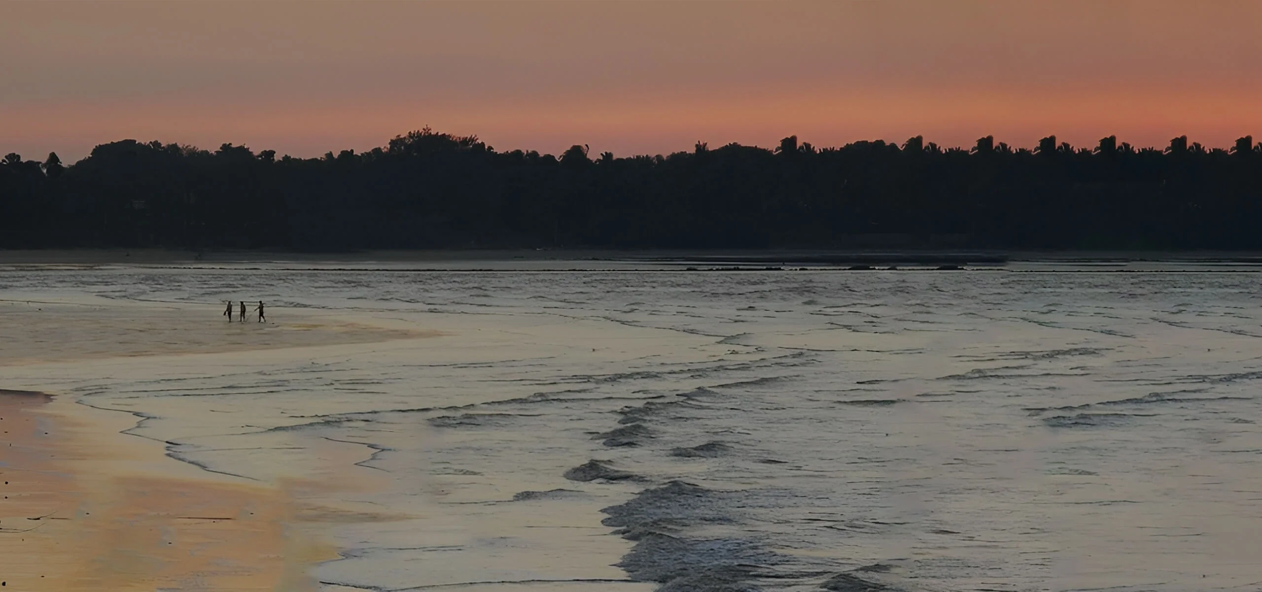 holiday keeper desktop banner